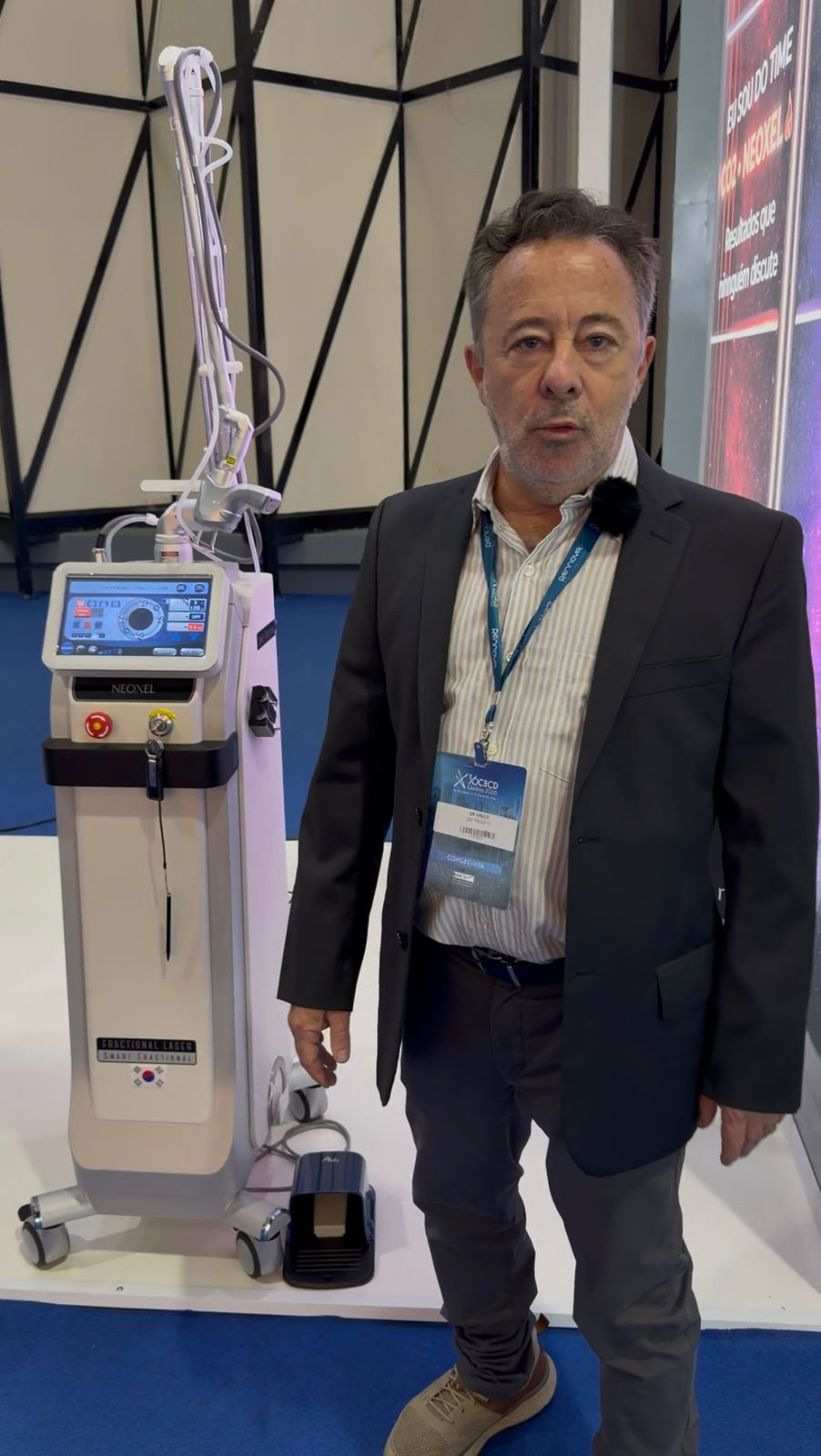 Dr. Greco com o Neoxel CO2